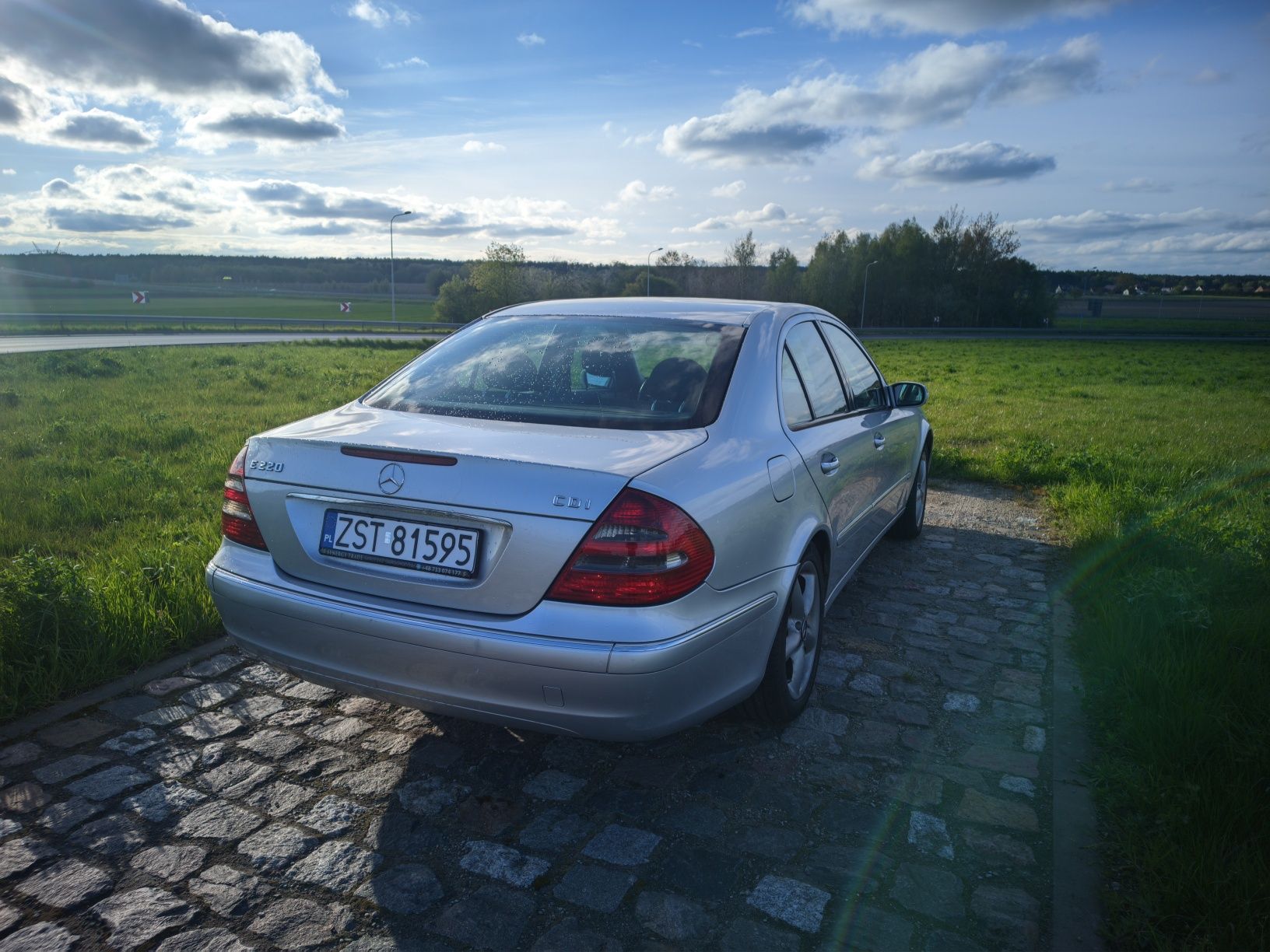 Mercedes Benz W211 E220 CDI