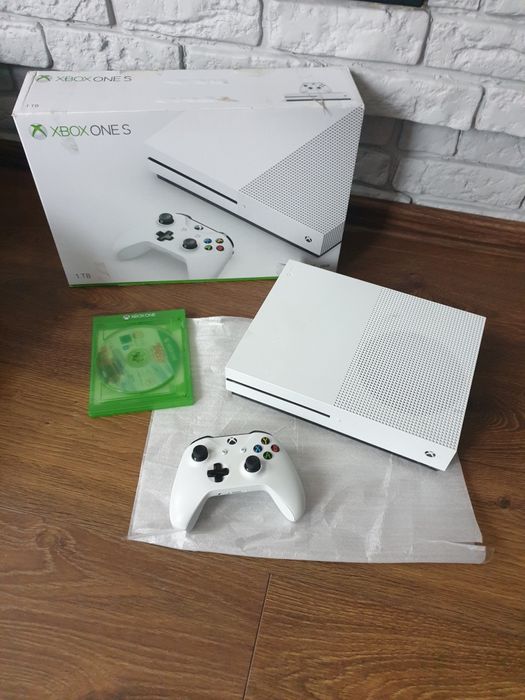 Xbox One S 1 Tb pad gra okablowanie Gwarancja Rozruchowa