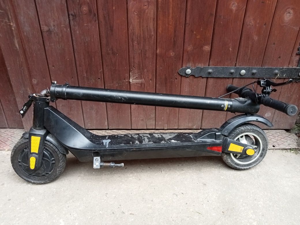 Hulajnoga elektryczna Lexgo R8 Plus