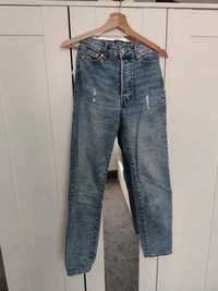 Jasne jeansy Mom Jeans