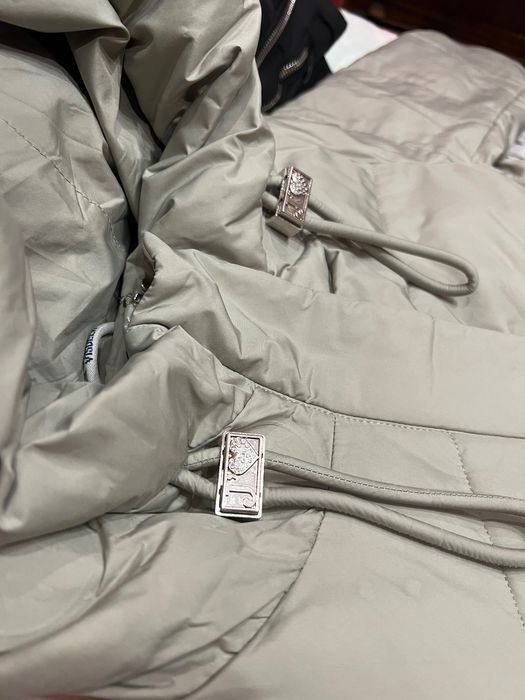 Куртка жіноча світла мʼята