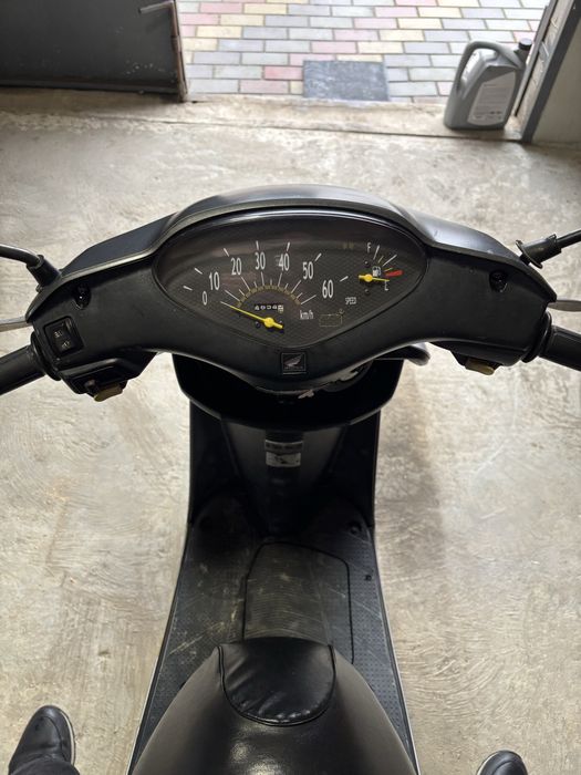 Скутер Honda dio af 62