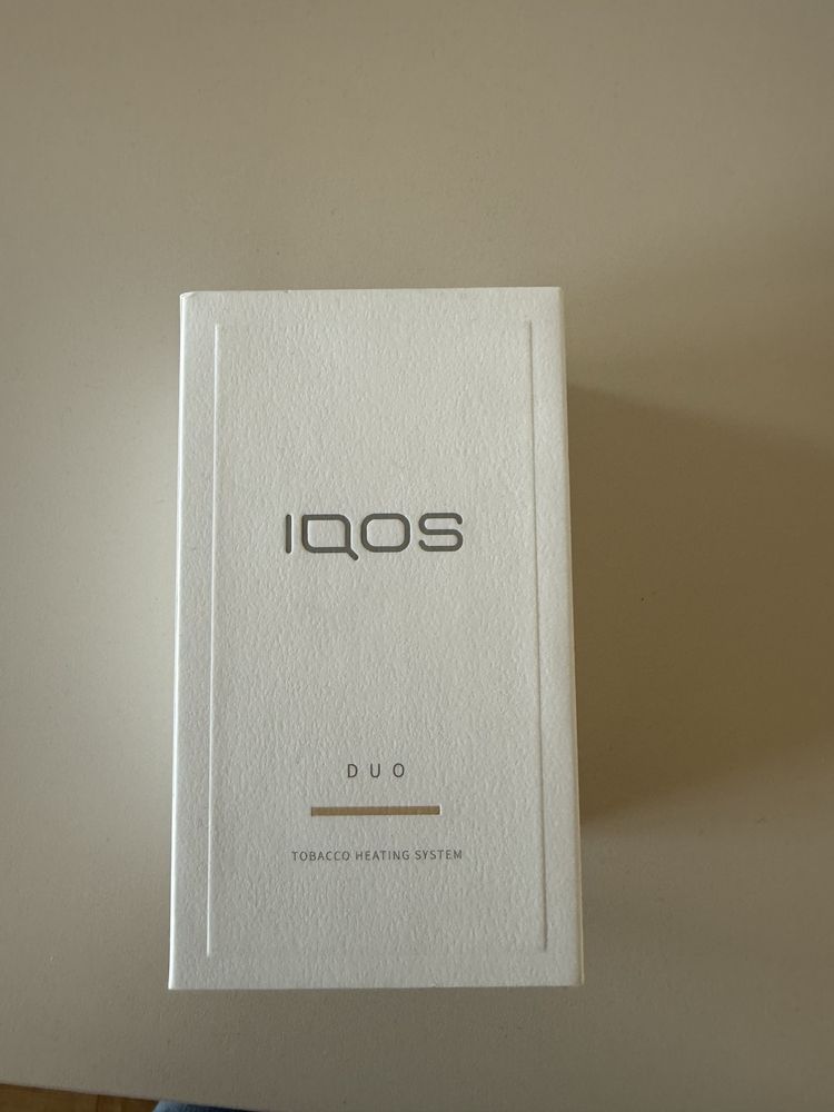 Mobilny charger Iqos Duo plus akcesoria
