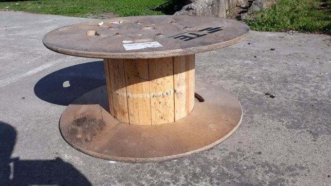 Bobine mesa madeira maciça (Altura 35cm,
Diametro base 74,5cm) no