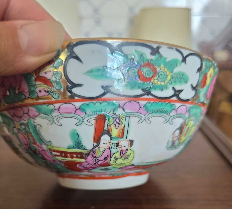 Tigela e colher rara em porcelana  (macau)