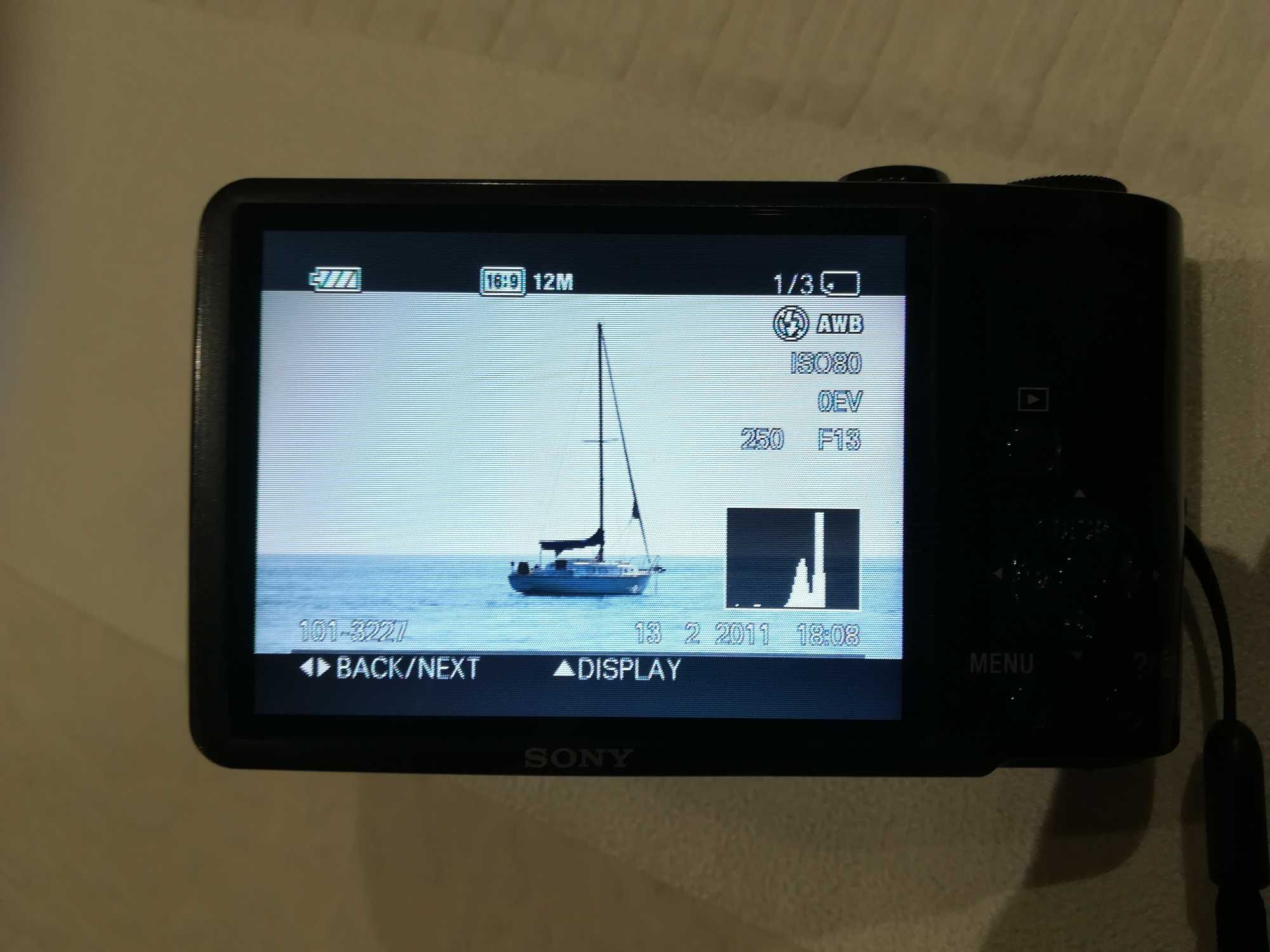 Máquina fotográfica Sony DSC-H70