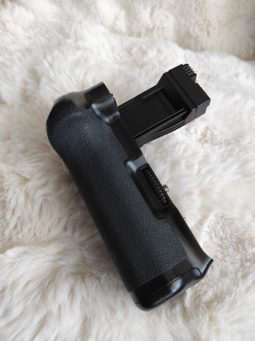 Grip Meike MK-550D do Canon EOS 550D 600D  650D i 700D