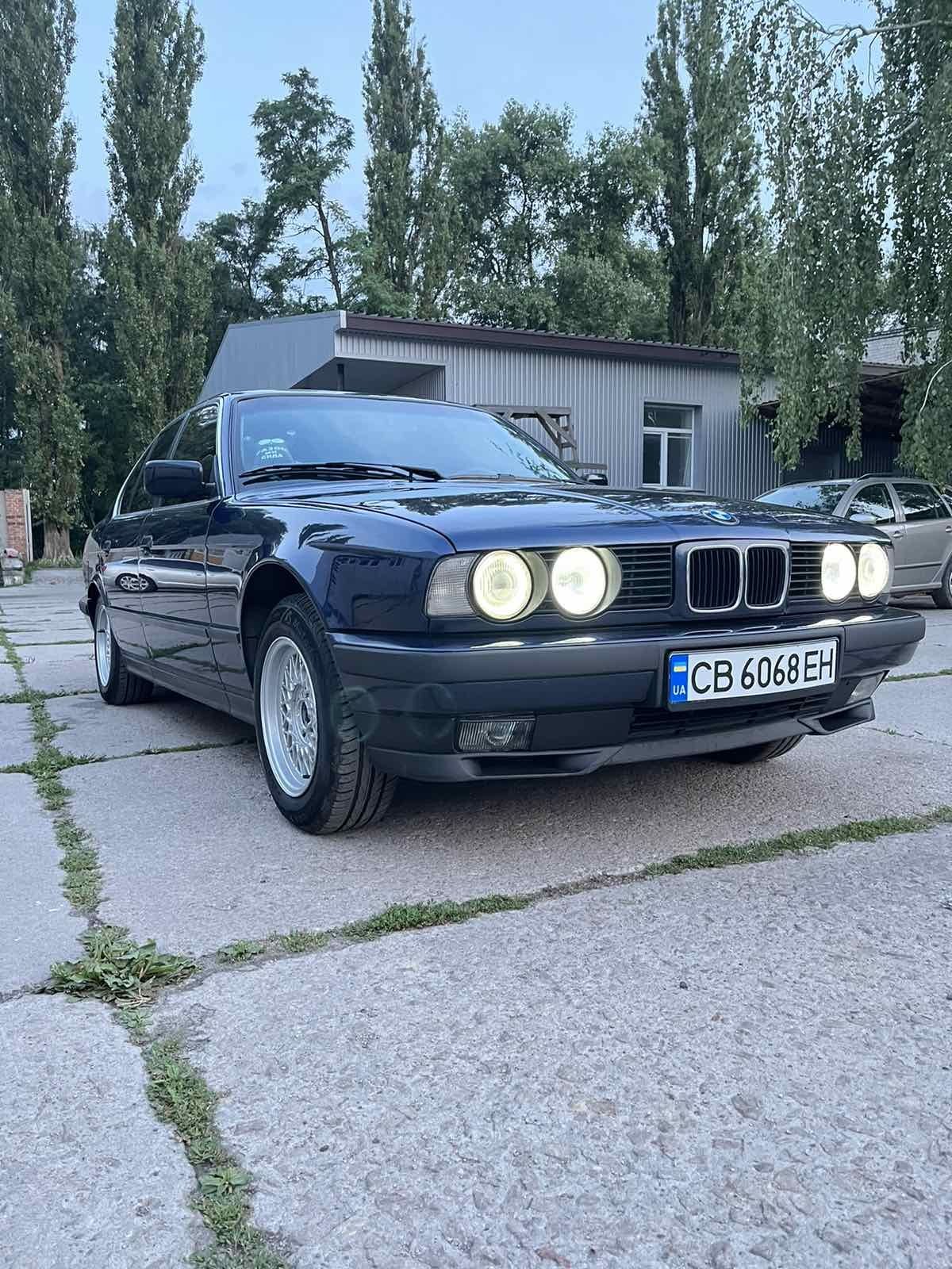 Продам  BMW  е34