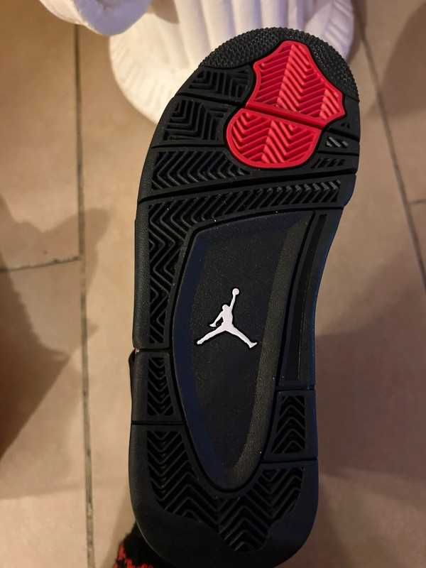 Nike_Air_Jordan_4 |Red Thunder|Retro| rozmiar EU.42