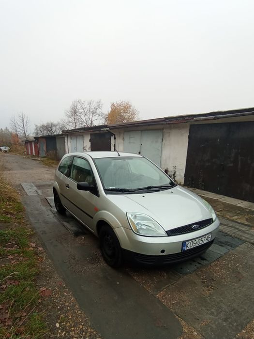 Ford Fiesta Mk5 2006 3d benzyna 1,4