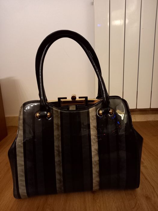 Mala de senhora nova (sem etiqueta)