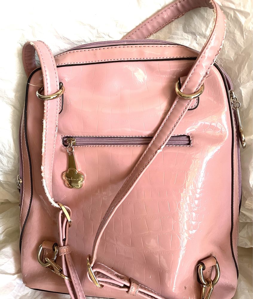 Рюкзак сумка лаковая пудровая розовая