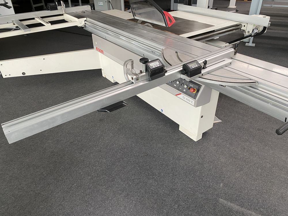 Esquadrejadora SCM Si 400E