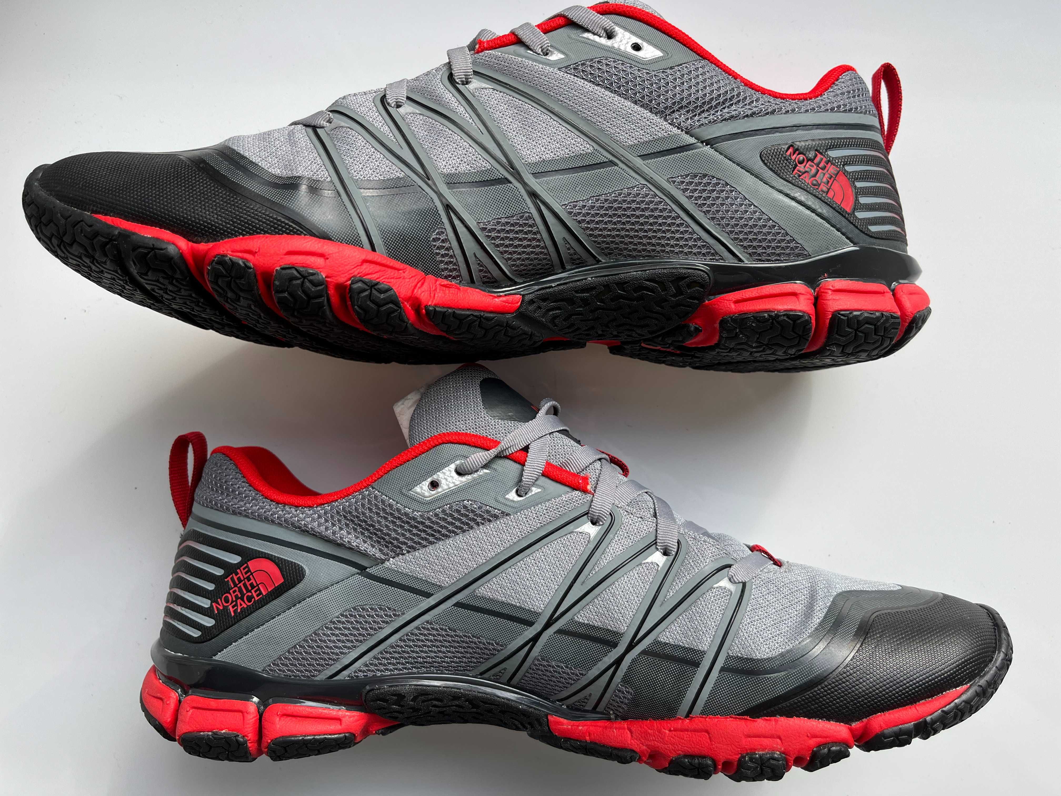 Кроссовки The North Face M LITEWAVE AMPERE T0CXT9 42 размер 27-27.5 см