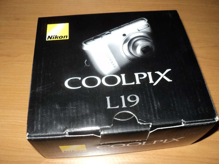 Máquina fotográfica Nikon coolpix l19