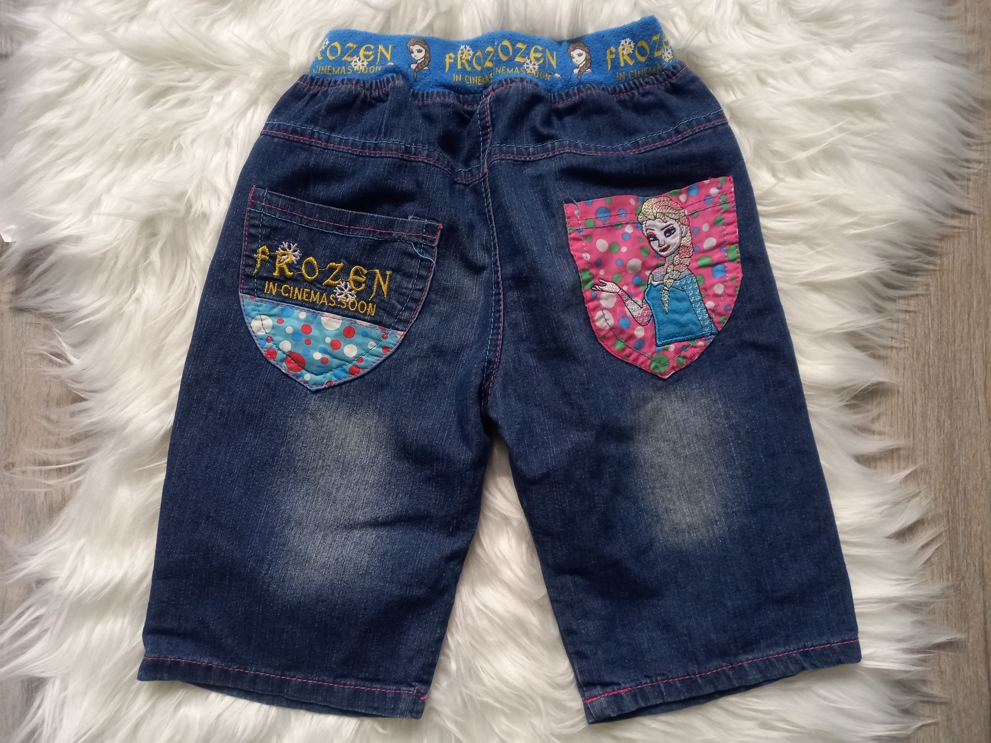 Krótkie spodenki Elza Frozen Kraina Lodu roz 130 cm jeans cienki 8-9 l