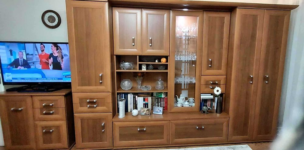 Sprzedam meble pokojowe/ do salonu ze stołem i krzesłami