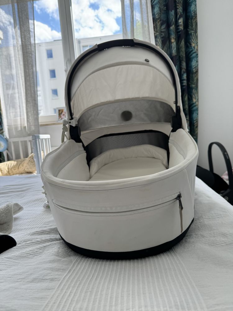 Cybex priam 4.0 white