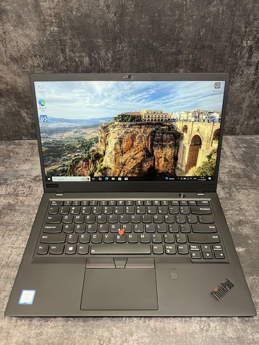 Lenovo ThinkPad X1 Carbon 6 Gen i7-8550u 16Gb 256Gb FHD IPS 14”