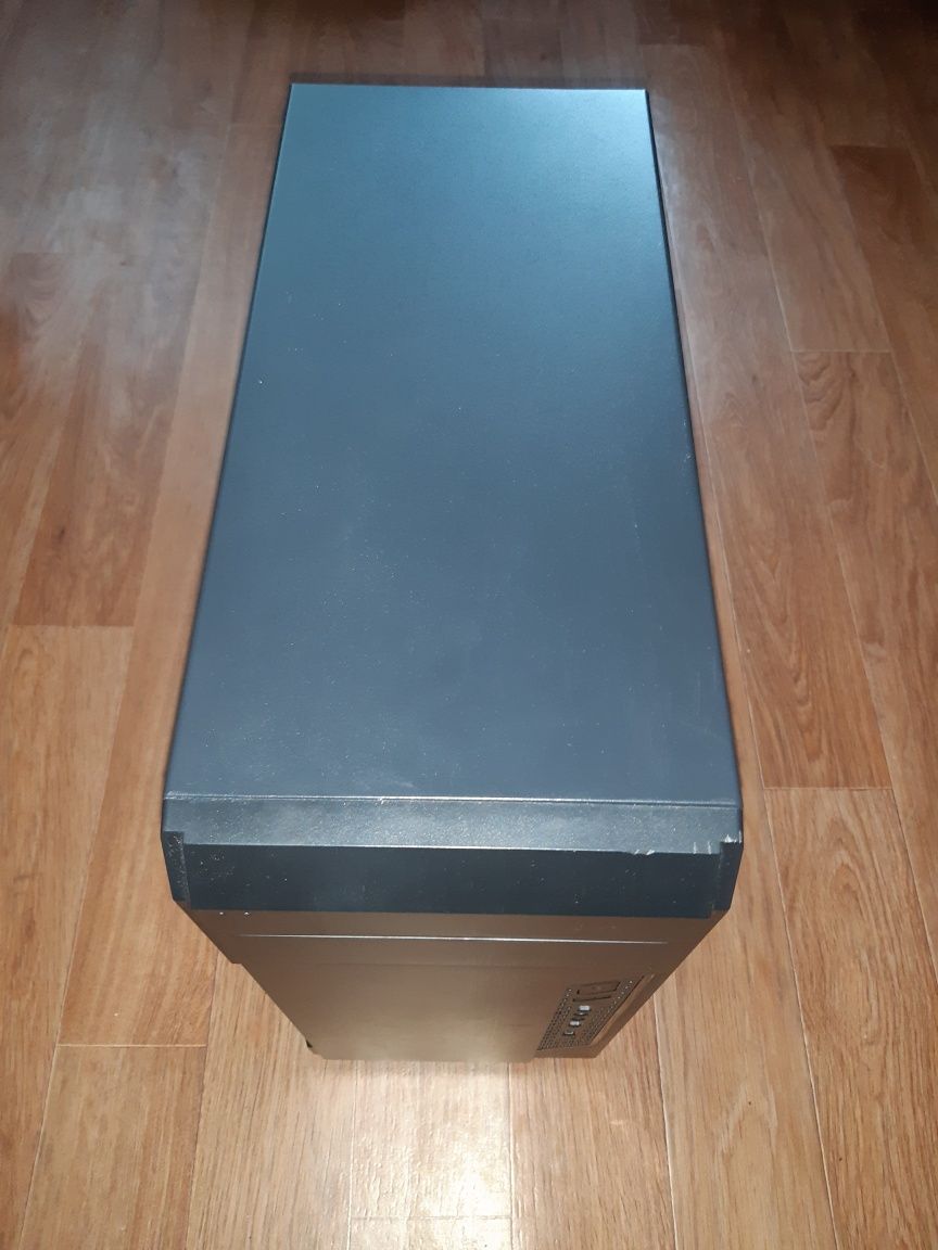 Корпус Vinga CS108B ATX + БП Vinga 400W