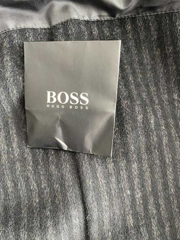 Мужской демисезонный плащ Hugo Boss