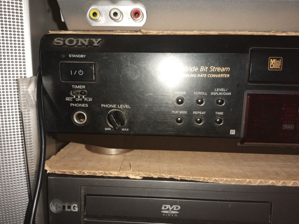 SONY MDS JE 520 (Japan) минидисковая дэка пр-ва Японии