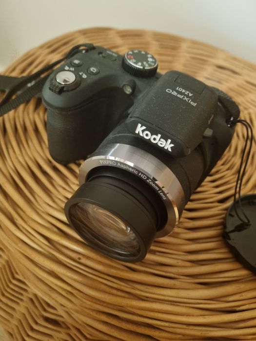 Aparat fotograficzny Kodak PixPro AZ401 + Karta 32GB gratis