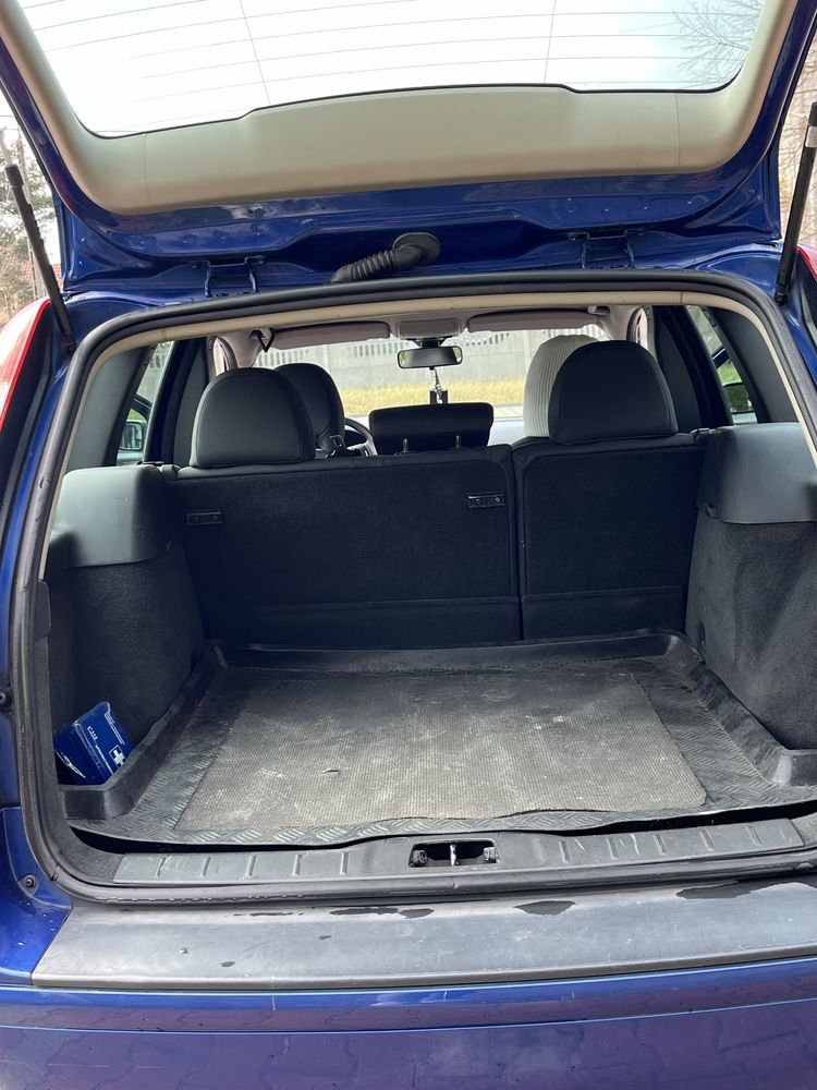 Volvo V50 2.0D.