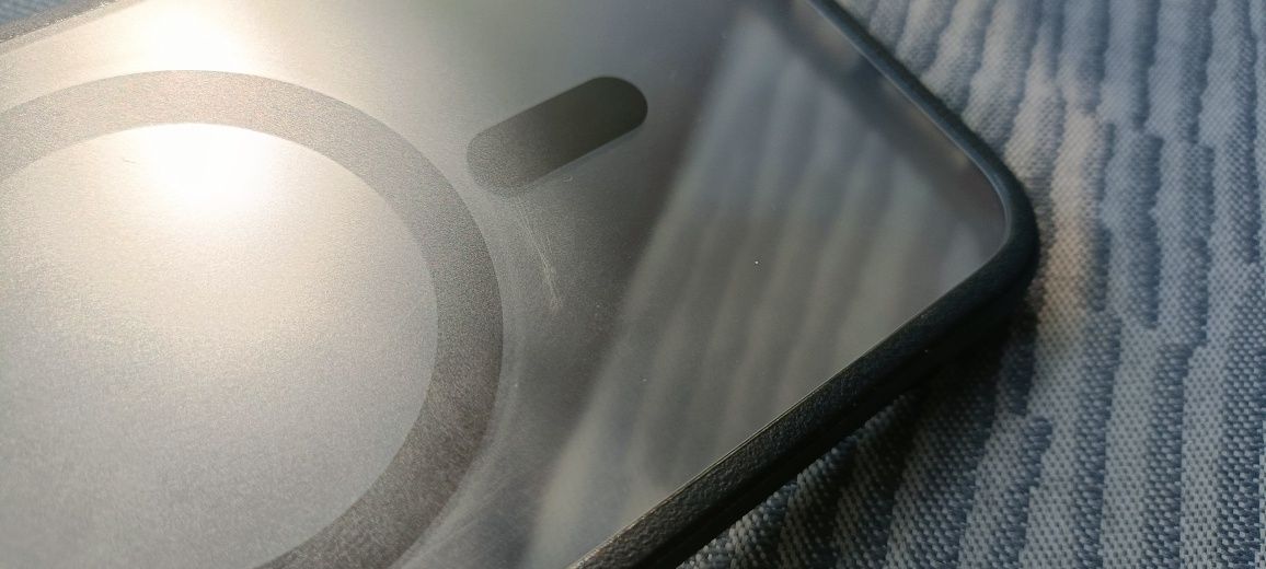Etui do iPhone 15 Pro Max Ringke Fusion Bold Magsafe.