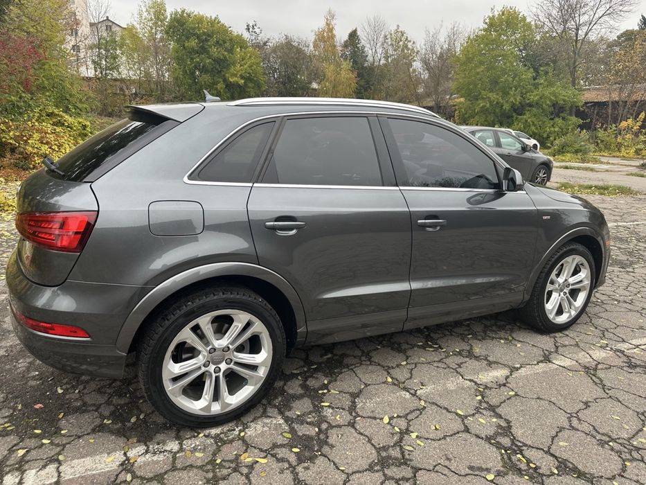 Продам Audi q3 s-line 2017 року