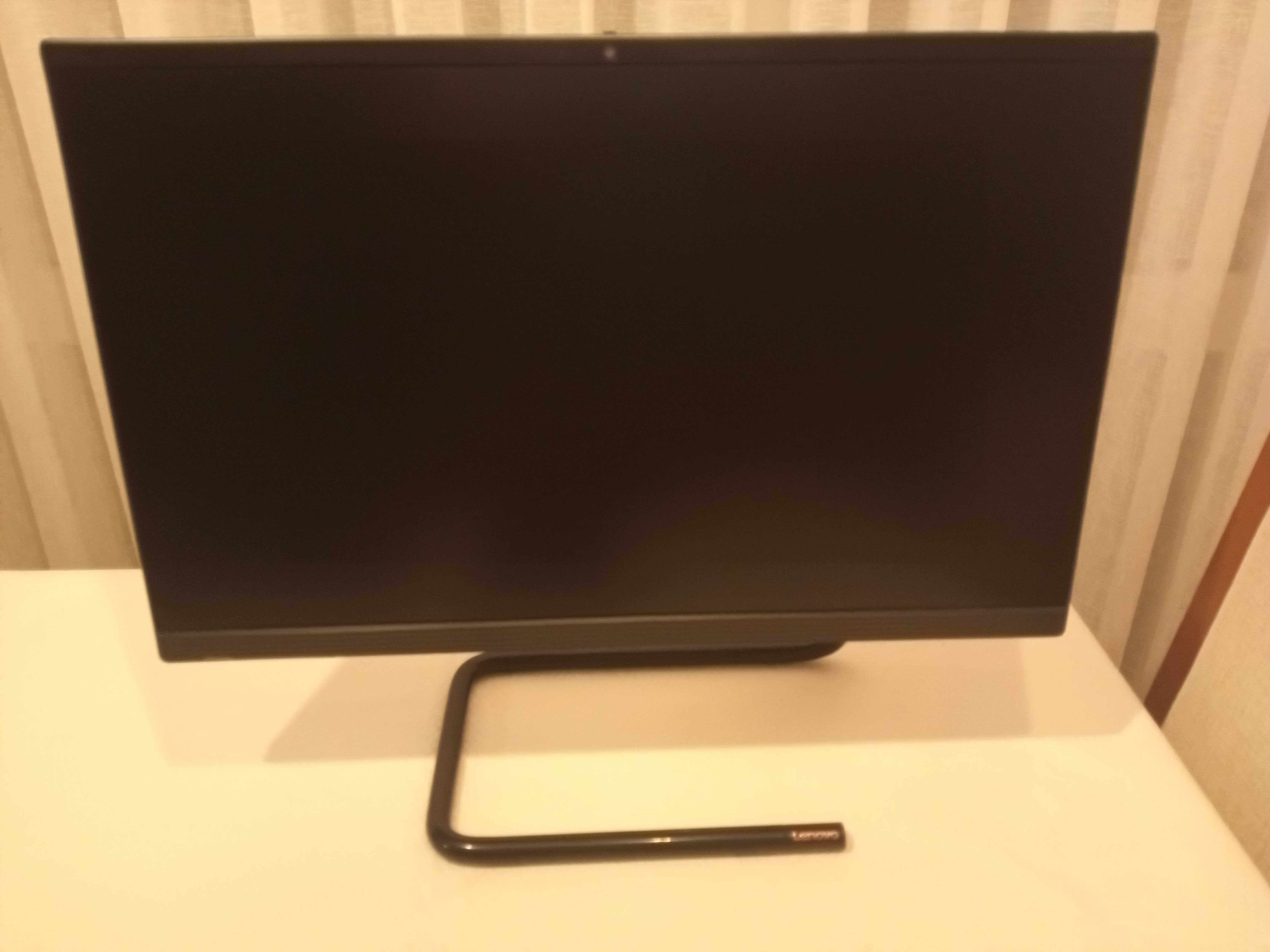 Desktop Lenovo Ideacentre A340-22IWL (All in One)
