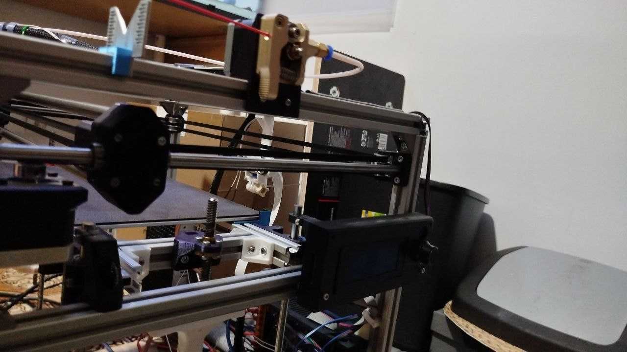 Ender 5 + CoreXY - Duas impressoras 3D com Raspberry PI e Wifi