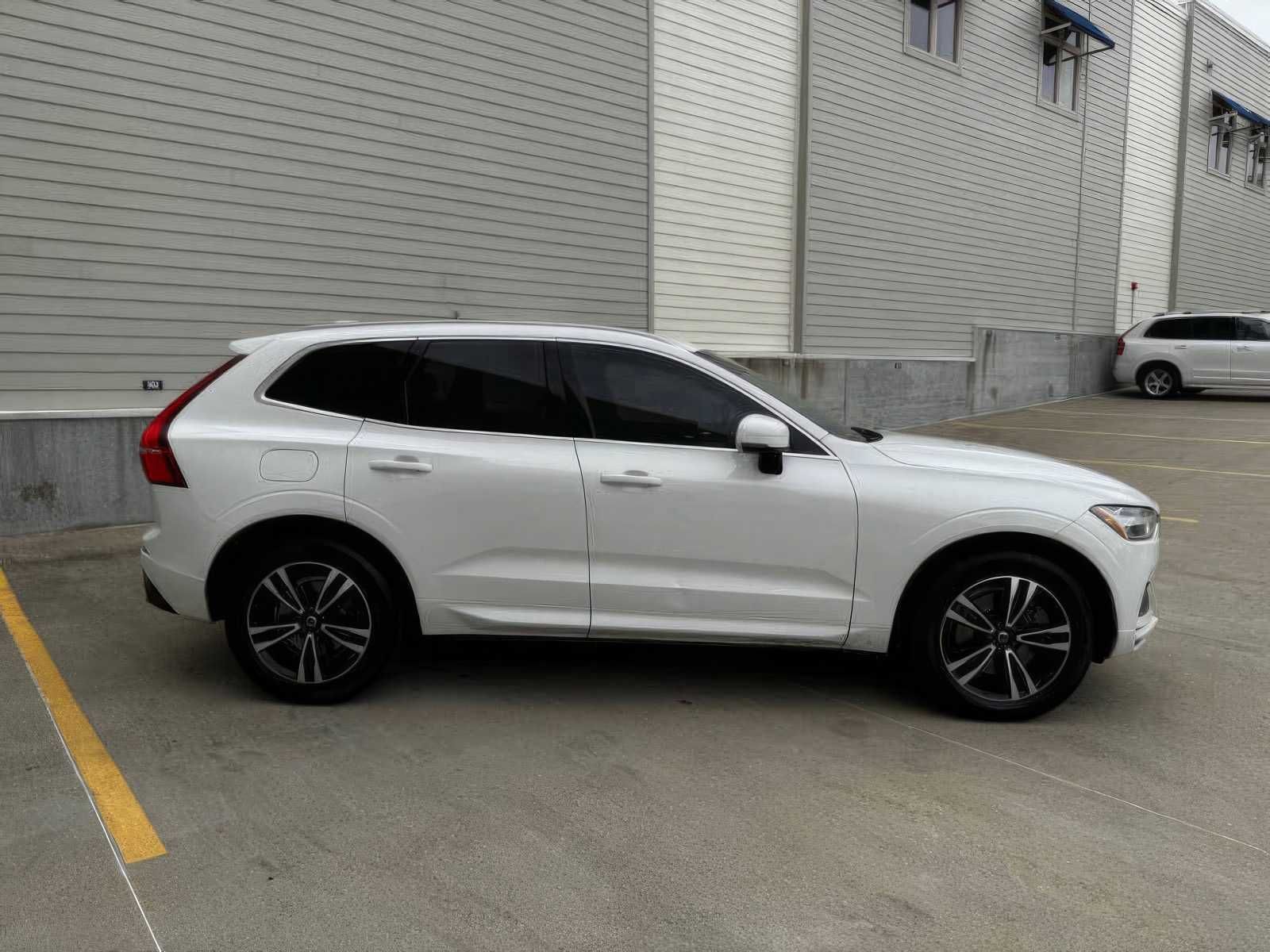 2020 Volvo XC60 T6 Momentum