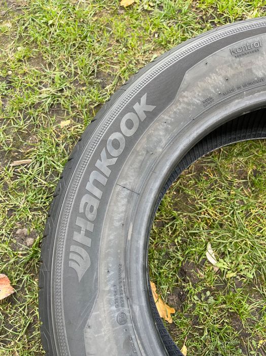 Шини   215/65/17