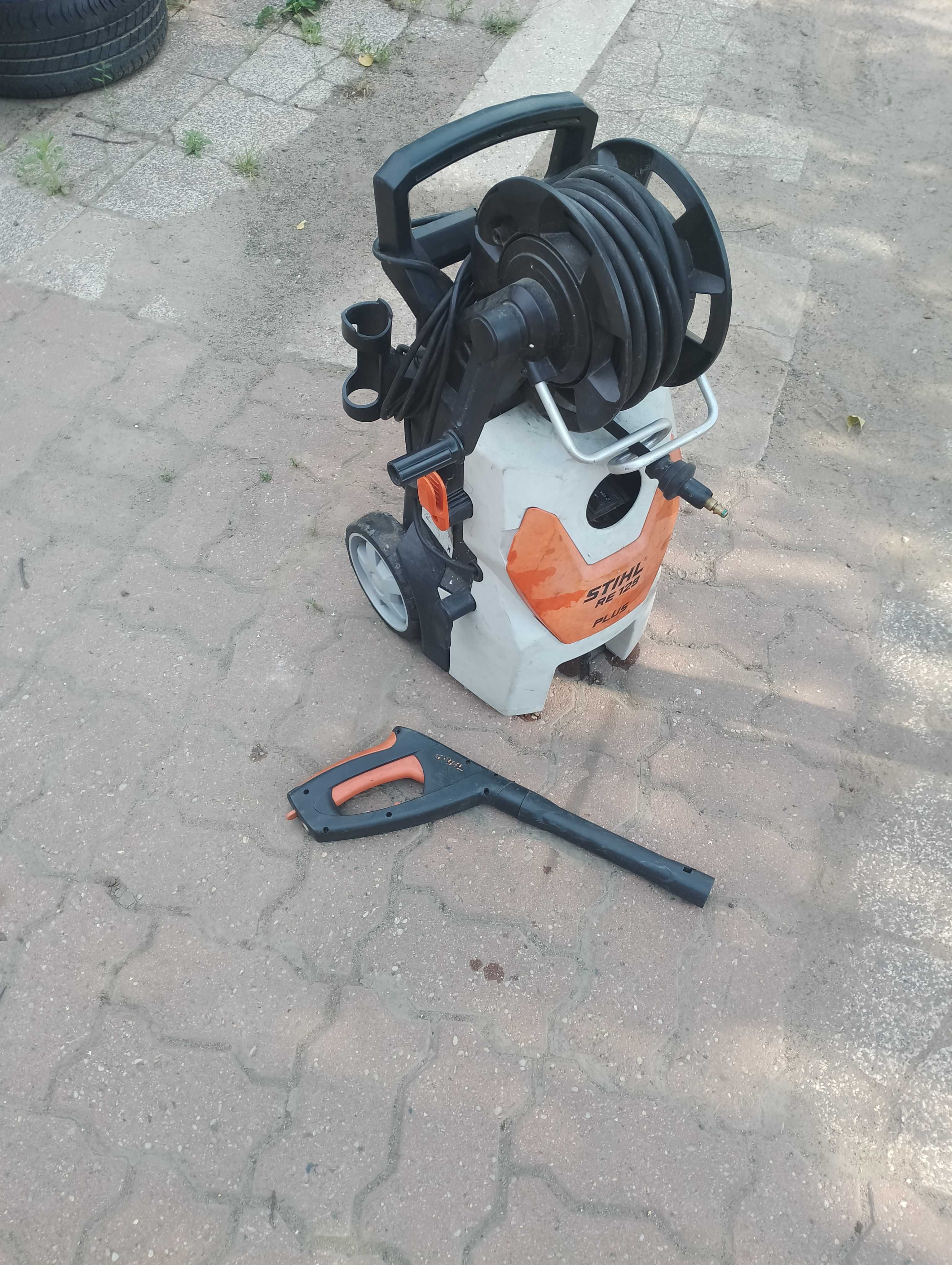 Myjka ciśnieniowa Stihl RE 129 PLUS uszkodzona na części