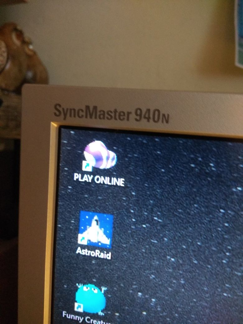Sprzedam monitor Samsung 940N