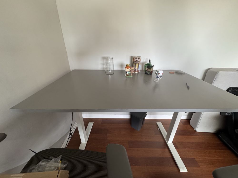 Mesa secretária , sentado em Pé elétrica IKEA
