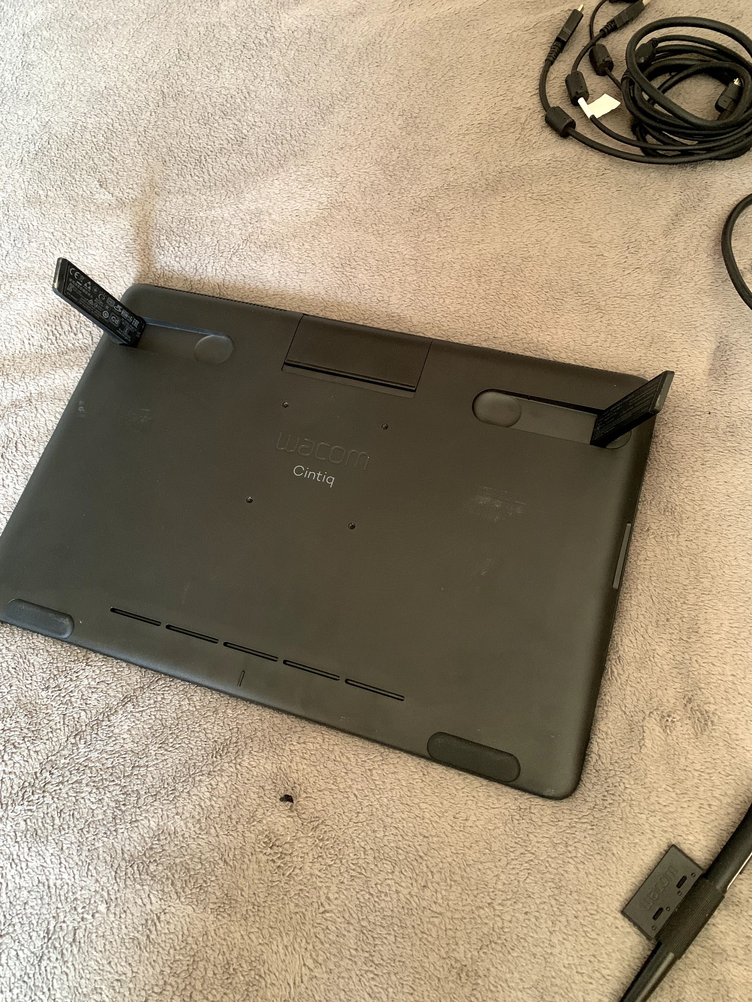 Wacom Cintiq 16 Drawing Tablet