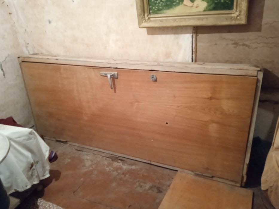 Двойні дерев'яні двері