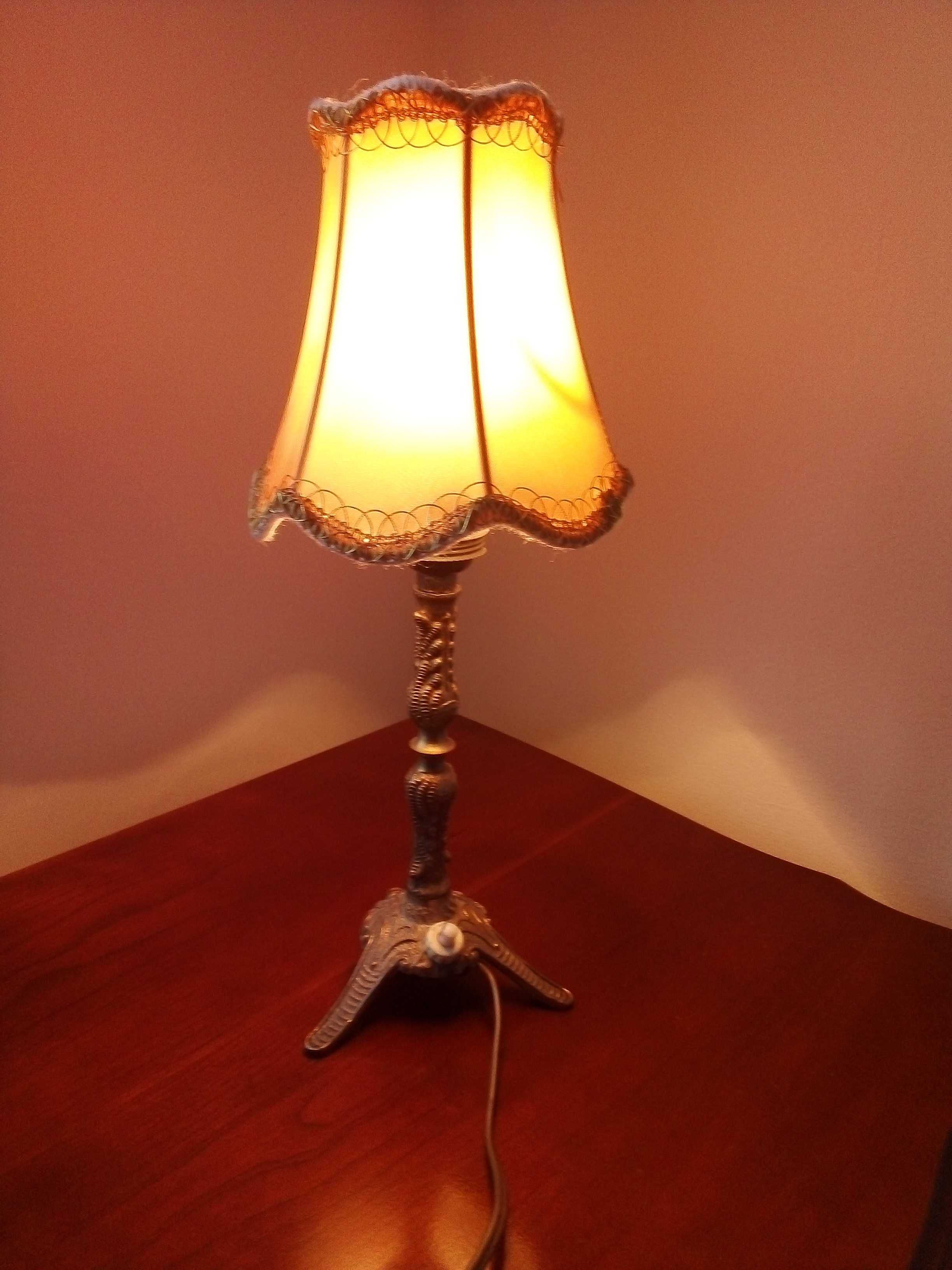 Lampa / lampka nocna mosiężna z wyłącznikiem.