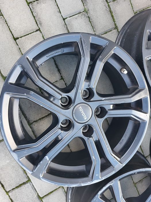 Felgi 7Jx16" Toyota CHR Avensis Verso Rav4 Corolla Camry Auris Lexus