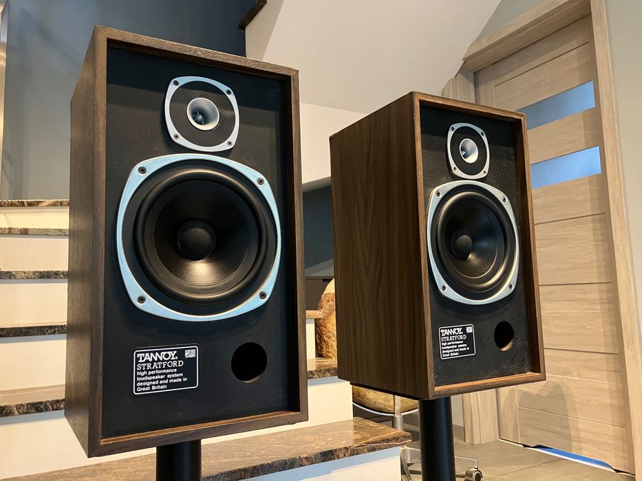 Monitory Tannoy Stratford