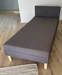 Łóżko Ikea SVELGEN pojedyncze z materacem 90x200