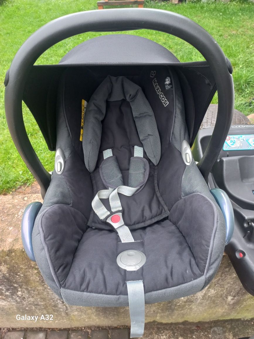 Nosidełko + baza Maxi Cosi Isofix