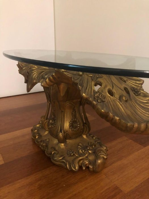 Mesa de centro em vidro estilo vintage