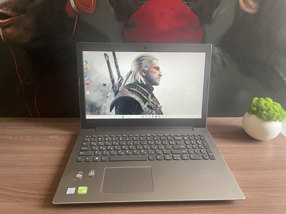 Игровой ноутбук Lenovo/FHD IPS/i7-7500/8GB/SSD+1TB/GeForce GT940mx 2GB