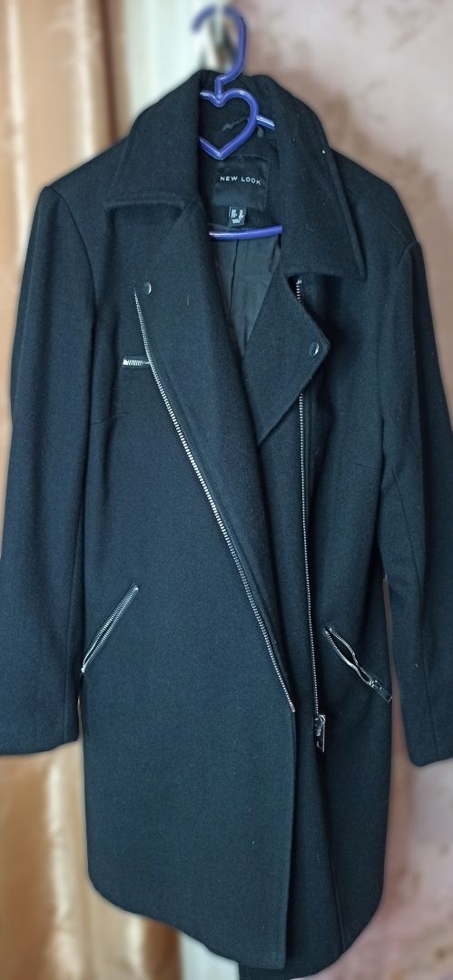 Чёрное женское пальто "new look"