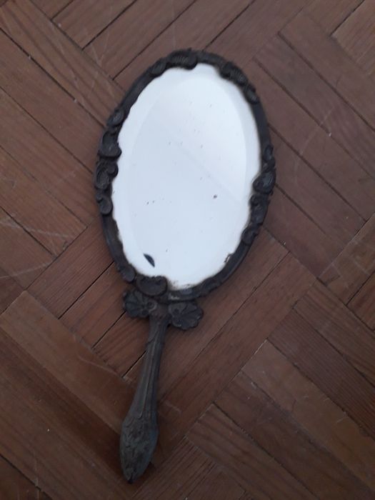 Conjunto antigo espelho de mão e guarda joias madreperola