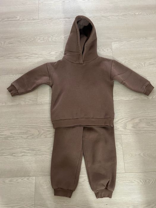 Теплий костюм на хлопчика, 4-5 років