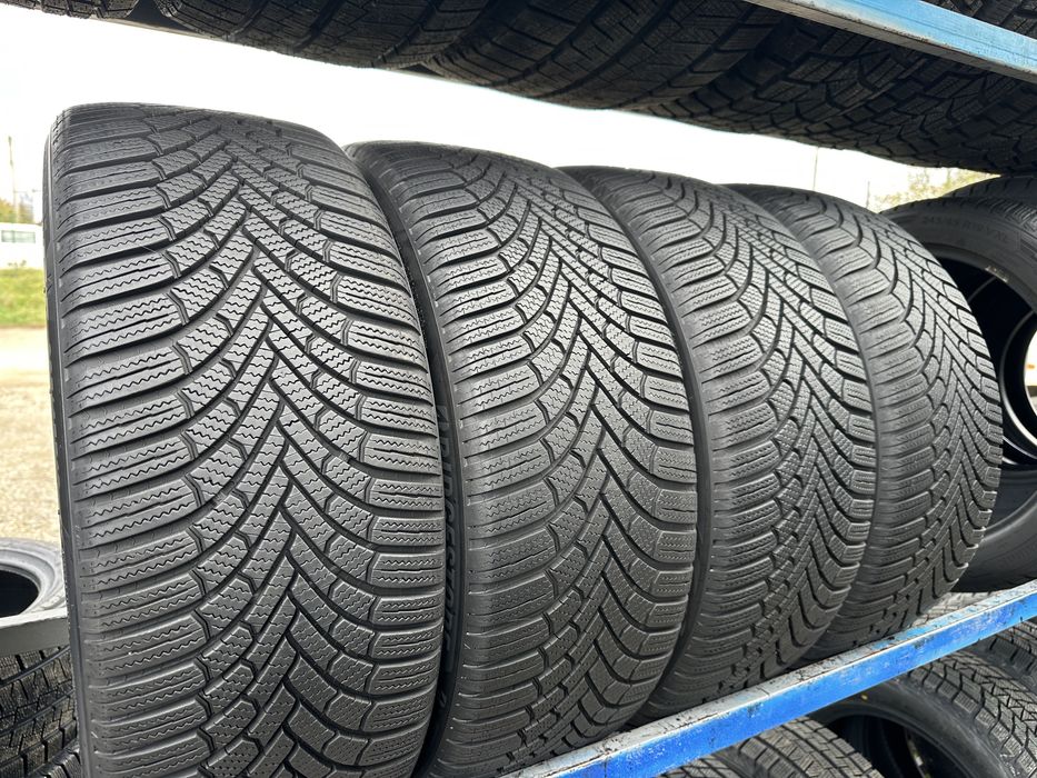 Шини б/у 225/45 R19 Bridgestone 4шт